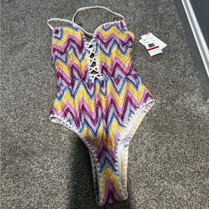 Jessica Simpson Colorful Zigzag Patterned Swimsuit